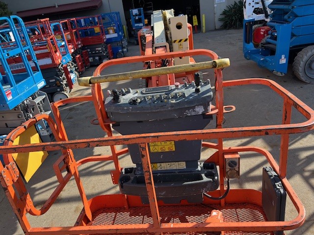 Sold - Telescopic Boom Lift - View 2